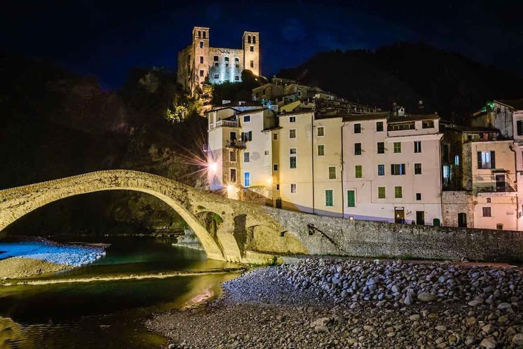 Appartamentino - Castle View, No Stairs Dolceacqua Esterno foto